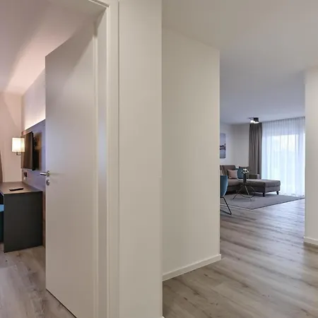 Apartment Stock Nr 3 *
